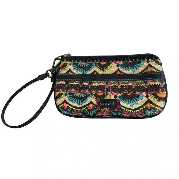 Sakroots wristlet with key fob attachment inside and zipper/handle close. - Picture 1 of 5